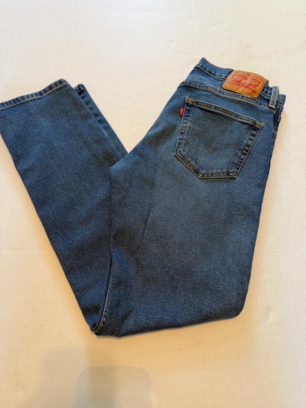 Levis 511 Mens 34x32 Dark Wash Indigo Denim Jeans